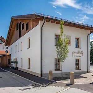 Hotell Pradl Elf My-, Innsbruck